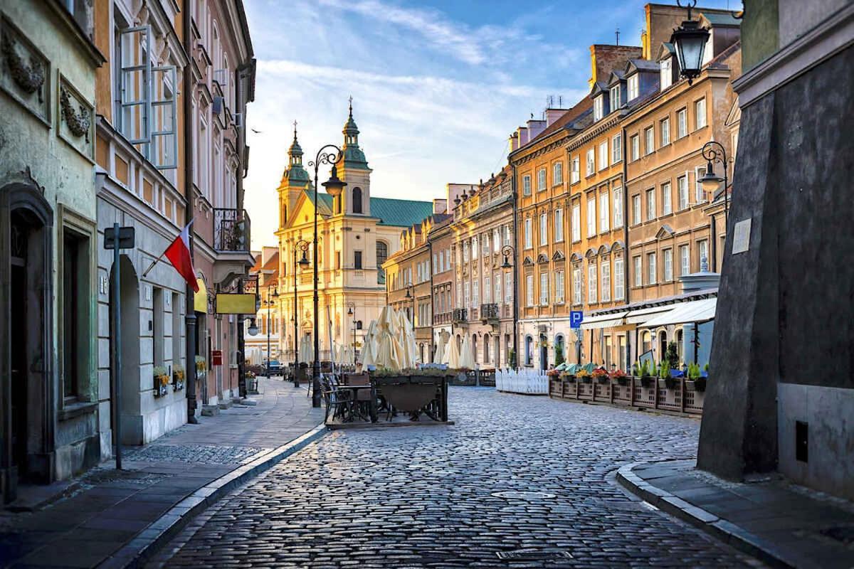 Four Seasons Old Town - Winter Apartment Warsaw Luaran gambar